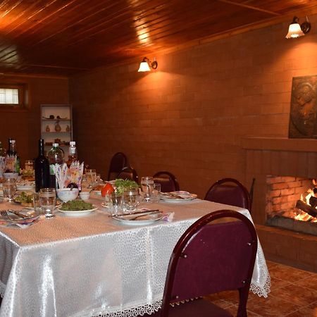 Family Hotel Lago & Wine Cellar 라고데키 외부 사진