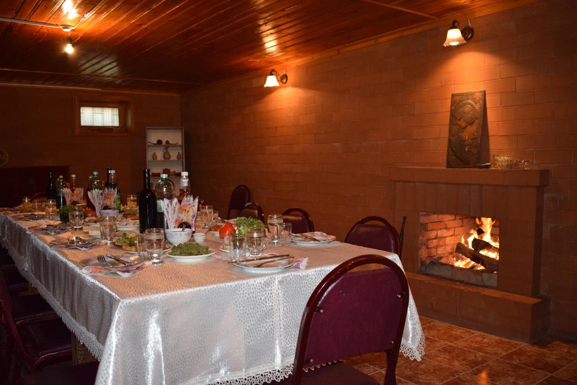 Family Hotel Lago & Wine Cellar 라고데키 외부 사진