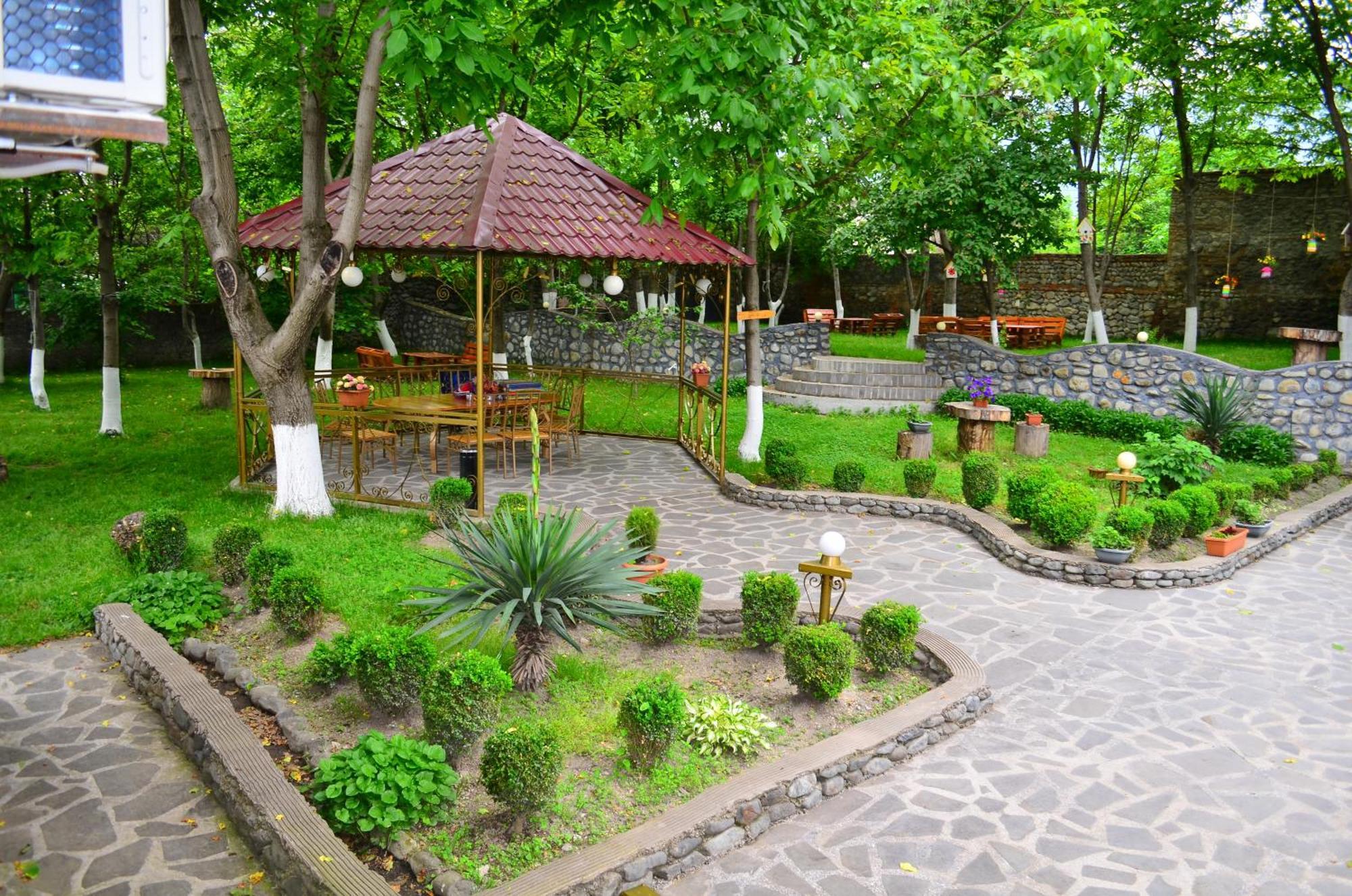 Family Hotel Lago & Wine Cellar 라고데키 외부 사진
