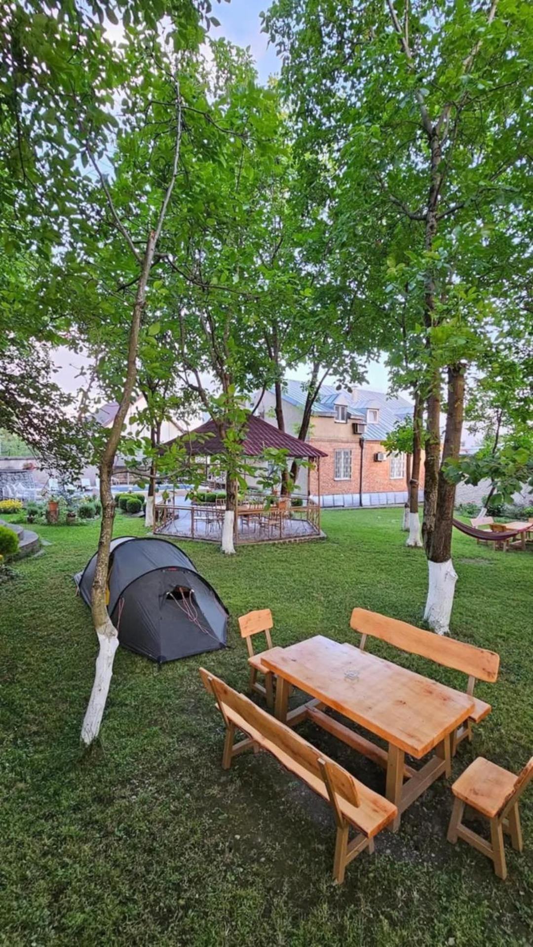 Family Hotel Lago & Wine Cellar 라고데키 외부 사진