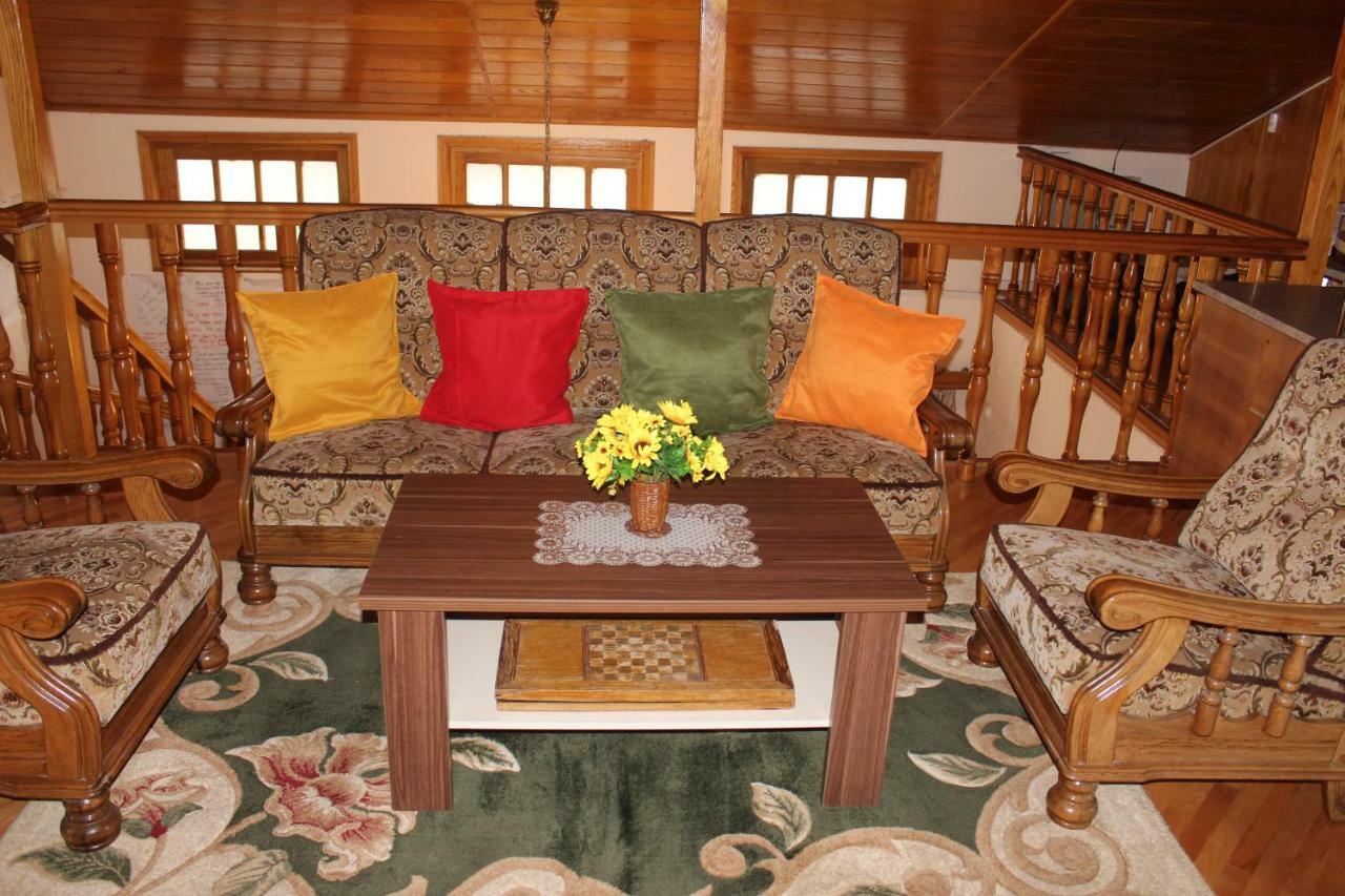 Family Hotel Lago & Wine Cellar 라고데키 외부 사진